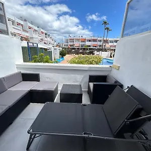  Apartamento Sunny With Terrace Coastal Area South Arona España